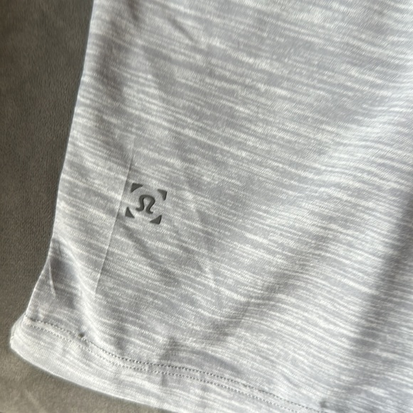 Lululemon Grey Shorts Grey Large - Picture 3 of 3